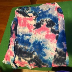 Tie-dye long sleeve shirt